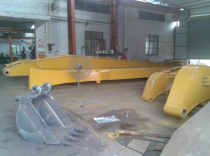 挖機(jī)加長臂廠家、長臂挖掘機(jī)廠家、挖機(jī)加長臂改裝