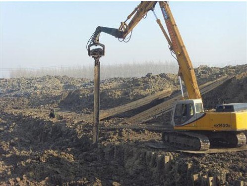 挖掘機打樁臂、打樁臂、打樁錘、挖掘機打樁臂廠家