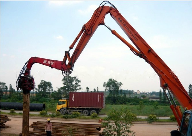 挖掘機打樁臂、打樁臂、打樁錘、挖掘機打樁臂廠家
