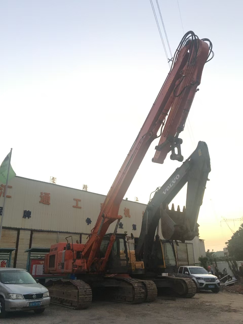 挖掘機(jī)打樁臂、打樁臂、打樁錘、挖掘機(jī)打樁臂廠家