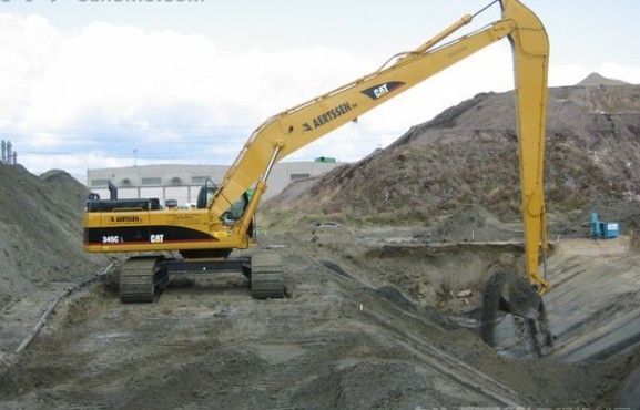 挖掘機加長臂 挖掘機加長臂